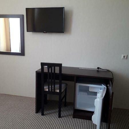 Sariya Hotel Kheivani Екстериор снимка