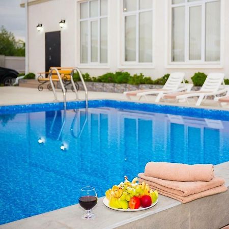 Sariya Hotel Kheivani Екстериор снимка