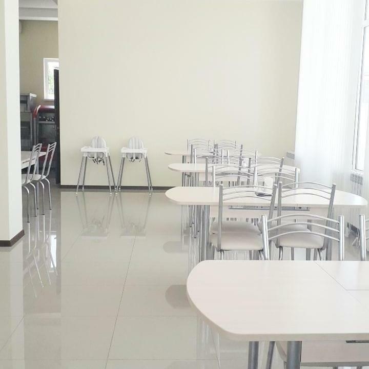 Sariya Hotel Kheivani Екстериор снимка