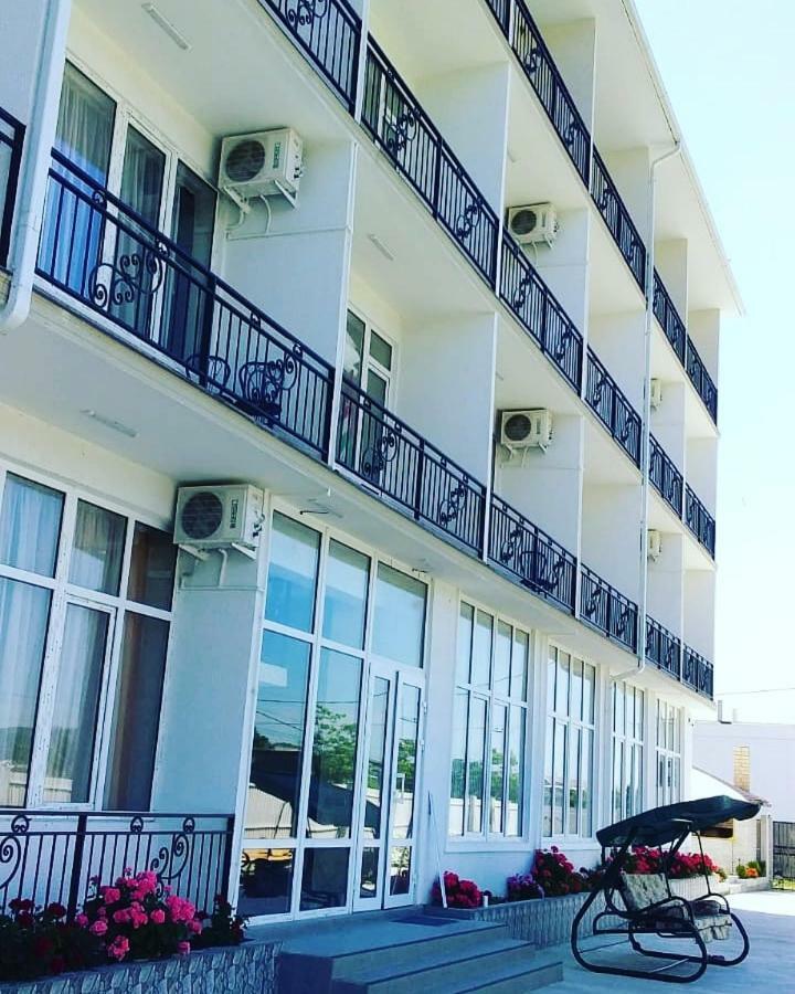 Sariya Hotel Kheivani Екстериор снимка