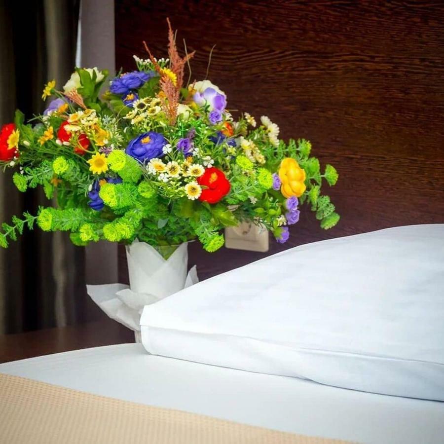 Sariya Hotel Kheivani Екстериор снимка